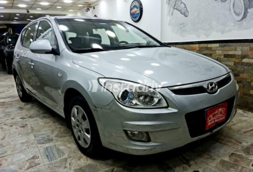 Hyundai I30 2009 Silver Automatic Used for Sale in Cairo - 10