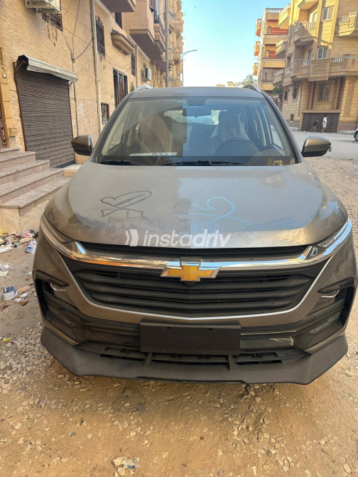 Chevrolet Captiva 2024 Gray Automatic Used for Sale in Damietta - 3