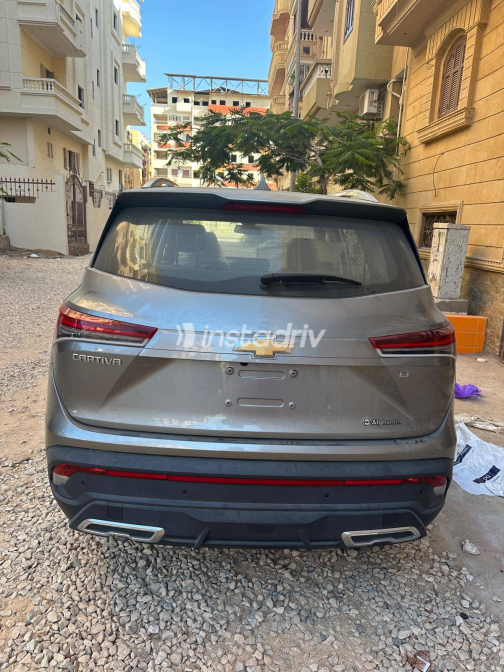 Chevrolet Captiva 2024 Gray Automatic Used for Sale in Damietta - 6