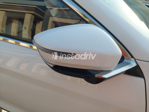 Jetour X70 Plus 2024 White Automatic Used for Sale in Cairo - 4