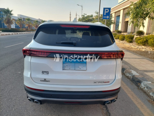 Jetour X70 Plus 2024 White Automatic Used for Sale in Cairo - 9