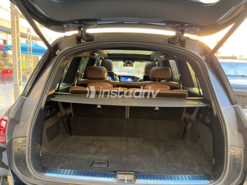 Mercedes GLS 2025 Black Automatic Used for Sale in Sheikh Zayed City - 4