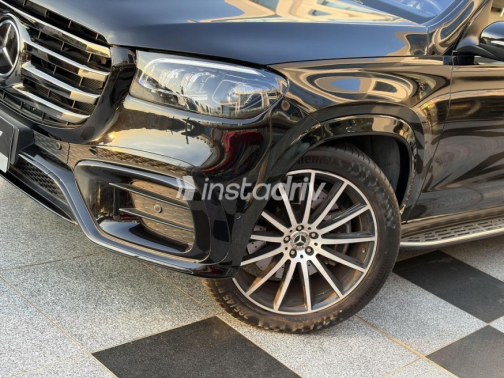Mercedes GLS 2025 Black Automatic Used for Sale in Sheikh Zayed City - 8