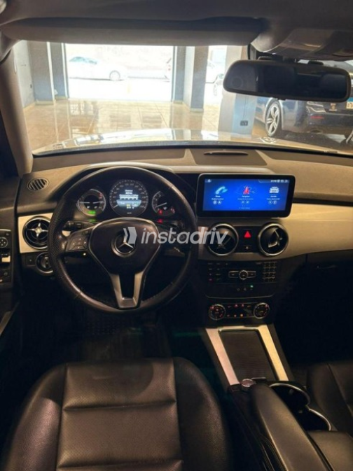 مرسيدس GLK 250 2014 أبيض أوتوماتيك مستعملة للبيع في المعادى - 9