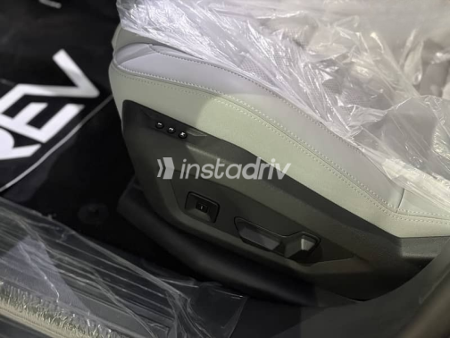 Citroën C5 Aircross 2027 Dark Blue Automatic New for Sale in Greater Cairo ( Cairo + Giza) - 4