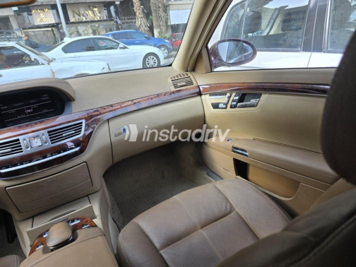 مرسيدس S 500 2008 أحمر غامق أوتوماتيك مستعملة للبيع في مصر الجديدة - 5