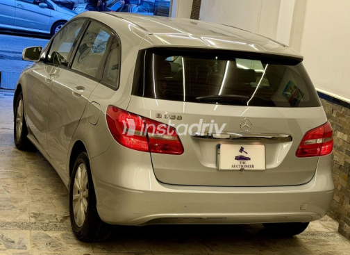 Mercedes B 200 2013 Silver Automatic Used for Sale in Cairo - 5