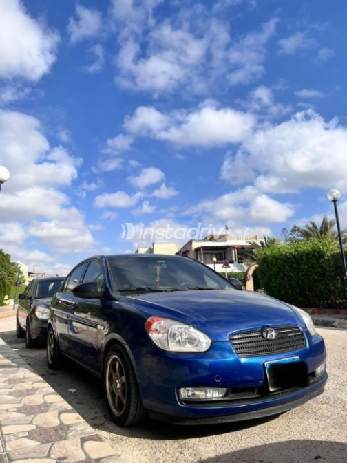 هيونداي اكسنت RB 2006 أزرق غامق أوتوماتيك مستعملة للبيع في المهندسين - 3