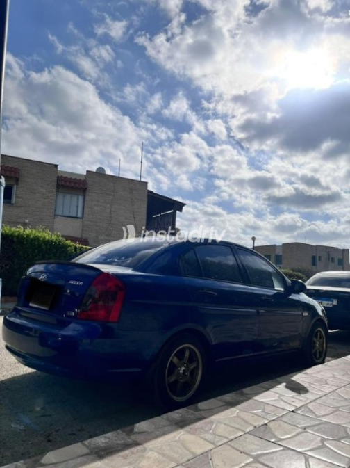 هيونداي اكسنت RB 2006 أزرق غامق أوتوماتيك مستعملة للبيع في المهندسين - 8