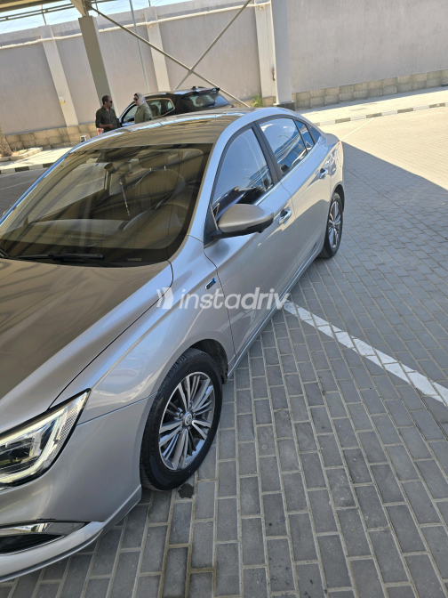 ام جى 5 2022 رمادي CVT مستعملة للبيع في الإسكندرية - 3