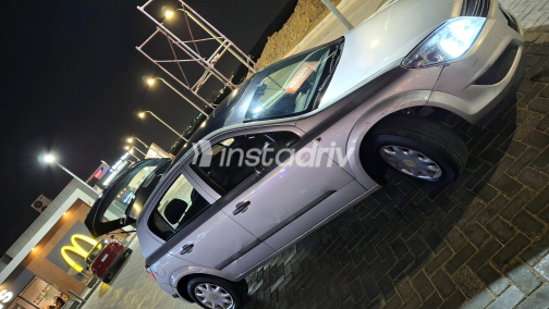Opel Astra 2008 Silver Automatic Used for Sale in Cairo - 7