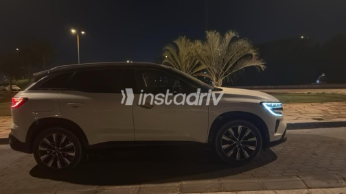 رينو اوسترال 2025 أبيض أوتوماتيك مستعملة للبيع في القاهرة الكبرى ( القاهرة - الجيزة) - 3