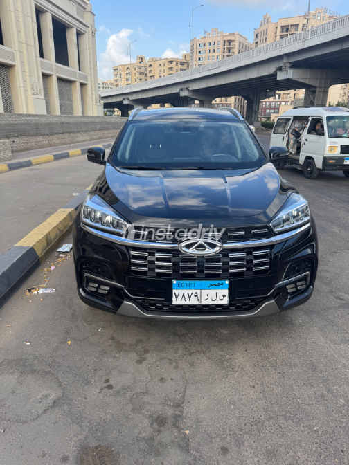 شيرى 8  تيجو 2024 أسود أوتوماتيك مستعملة للبيع في الإسكندرية - 6