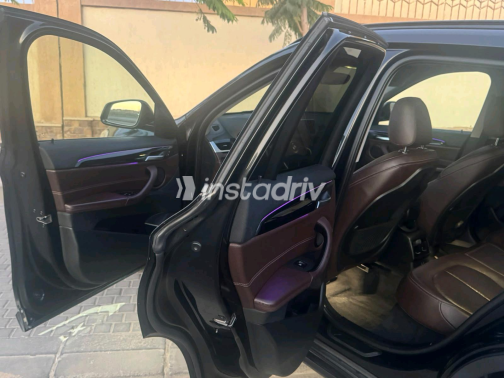 بي ام دبليو X1 2021 أسود أوتوماتيك مستعملة للبيع في مدينتى - 2