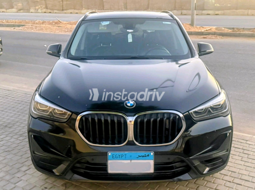 بي ام دبليو X1 2021 أسود أوتوماتيك مستعملة للبيع في مدينتى - 10