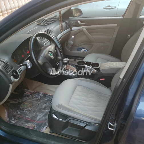 سكودا اوكتافيا A5 2007 أزرق أوتوماتيك مستعملة للبيع في القاهرة الكبرى ( القاهرة - الجيزة) - 10