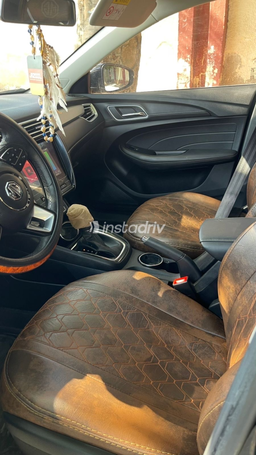 ام جى 5 2022 أسود CVT مستعملة للبيع في الإسكندرية - 2