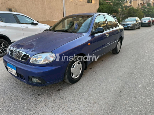 دايو لانوس 2 2001 أزرق يدوي مستعملة للبيع في الجيزة - 1
