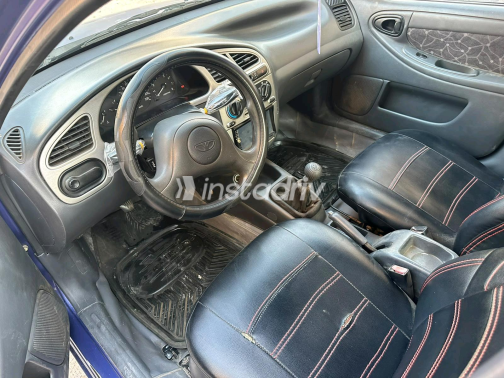 دايو لانوس 2 2001 أزرق يدوي مستعملة للبيع في الجيزة - 6