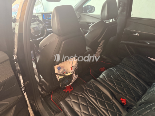 Peugeot 5008 2019 Black Automatic Used for Sale in Alexandria - 6