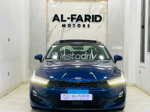 كيا K5 2020 أزرق أوتوماتيك مستعملة للبيع في الإسكندرية - 9