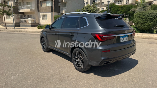 MG Rx5 2025 Dark Gray Automatic Used for Sale in Cairo - 5