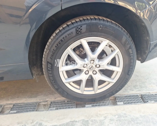 فولفو XC60 2021 أبيض أوتوماتيك مستعملة للبيع في القاهرة - 6