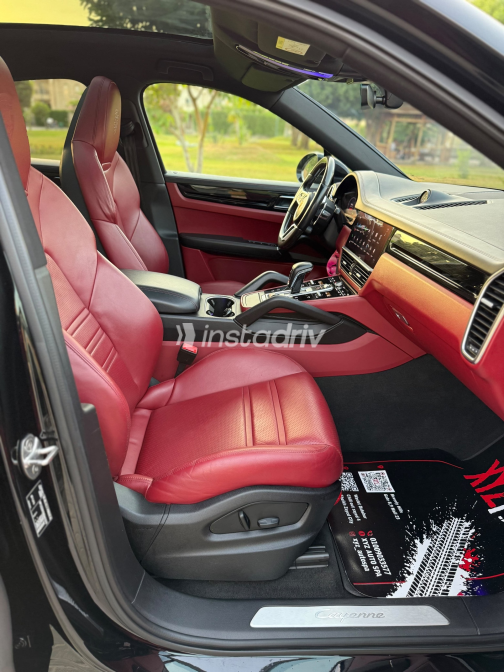Porsche Cayenne 2022 Black Automatic Used for Sale in Giza - 2
