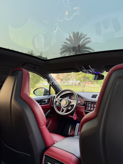 Porsche Cayenne 2022 Black Automatic Used for Sale in Giza - 4