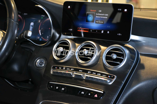 Mercedes GLC 300 2020 White Automatic Used for Sale in Giza - 3