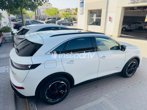 دى اس DS7 2021 أبيض أوتوماتيك مستعملة للبيع في الجيزة - 3
