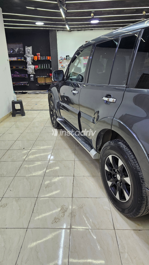 Mitsubishi Pajero 2017 Gray Automatic Used for Sale in Badr City - 1