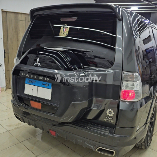 Mitsubishi Pajero 2017 Gray Automatic Used for Sale in Badr City - 7