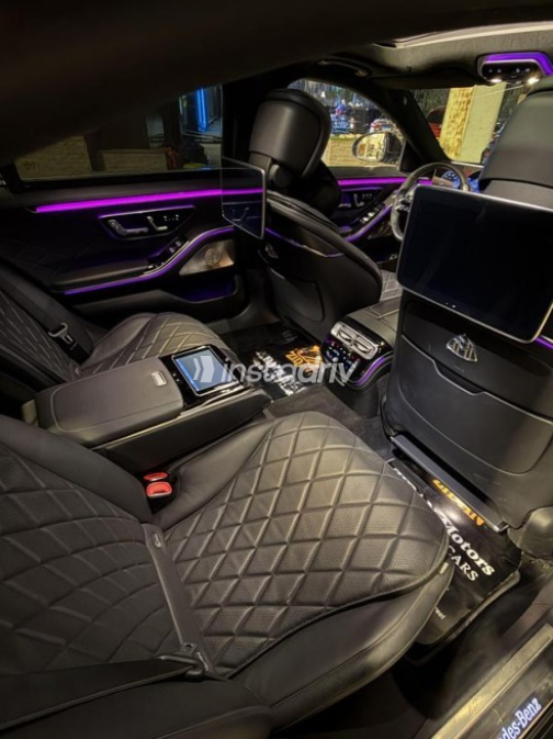 Mercedes S 450 2022 Black Automatic Used for Sale in Sheikh Zayed City - 5