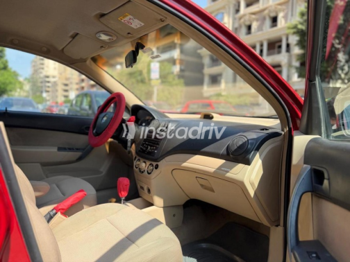 شيفروليه افيو 2020 أحمر أوتوماتيك مستعملة للبيع في مدينة نصر - 2