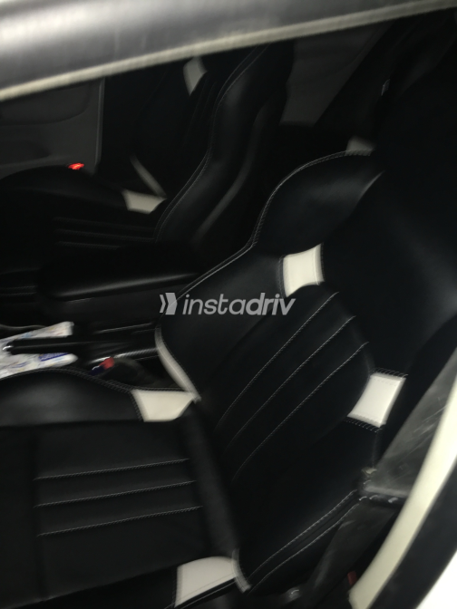 Volkswagen Bora 2000 White Automatic Used for Sale in Alexandria - 5