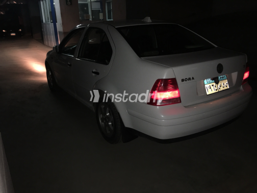 Volkswagen Bora 2000 White Automatic Used for Sale in Alexandria - 10