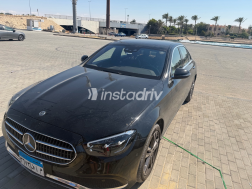 مرسيدس E 200 2021 أسود أوتوماتيك مستعملة للبيع في المنوفية - 2