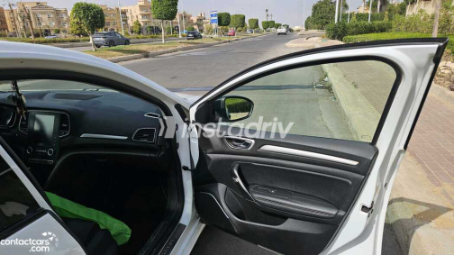 Renault Megane 2020 White Automatic Used for Sale in Cairo - 8
