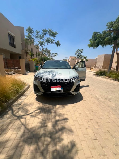 Audi Q3 2024 Beige Automatic Used for Sale in Giza - 6