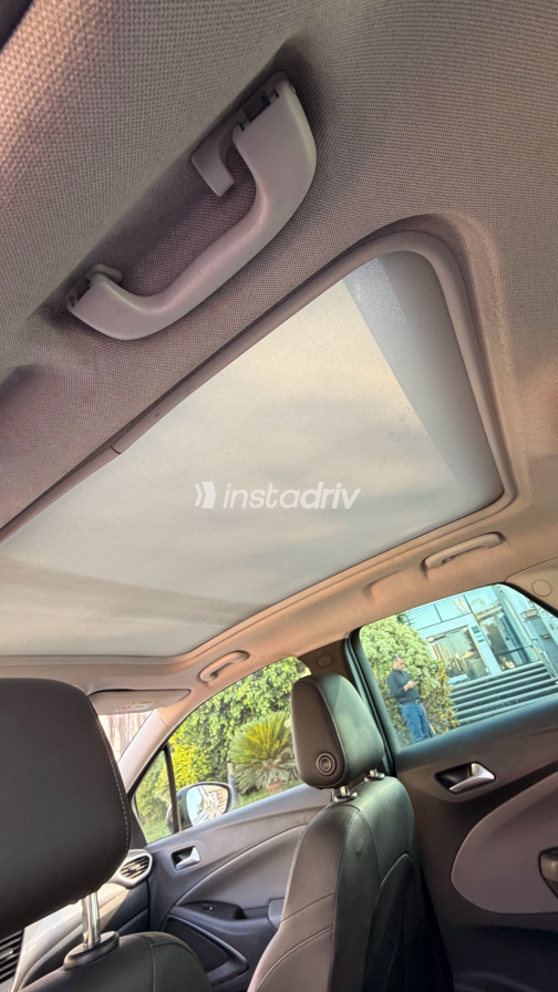 Opel Crossland 2020 Gray Automatic Used for Sale in Maadi - 1
