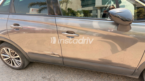 Opel Crossland 2020 Gray Automatic Used for Sale in Maadi - 8