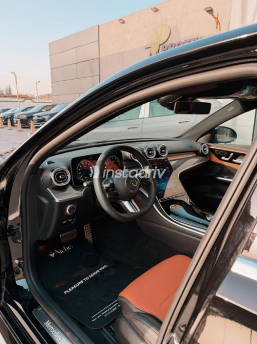 Mercedes C 180 2023 Black Automatic Used for Sale in Cairo - 3