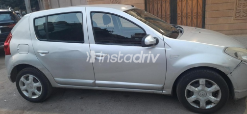Renault Sandero 2014 Silver Automatic Used for Sale in Heliopolis - 4