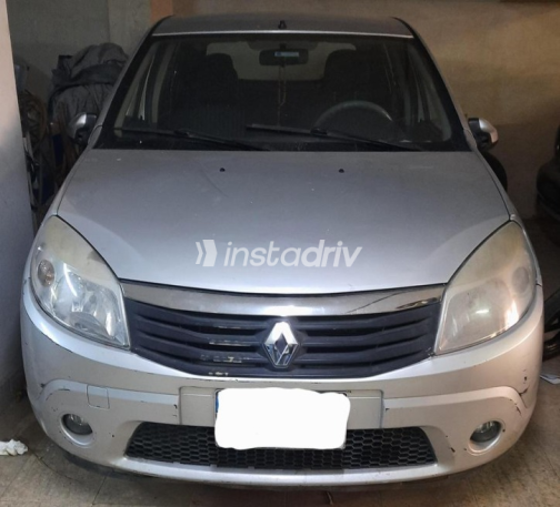 Renault Sandero 2014 Silver Automatic Used for Sale in Heliopolis - 6