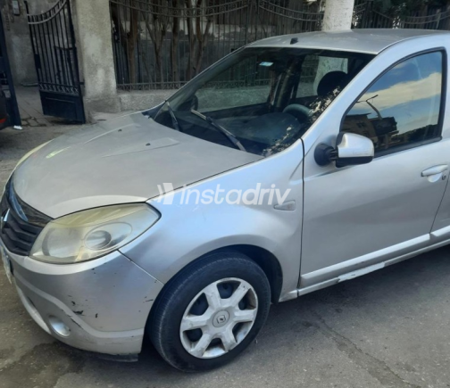 Renault Sandero 2014 Silver Automatic Used for Sale in Heliopolis - 7