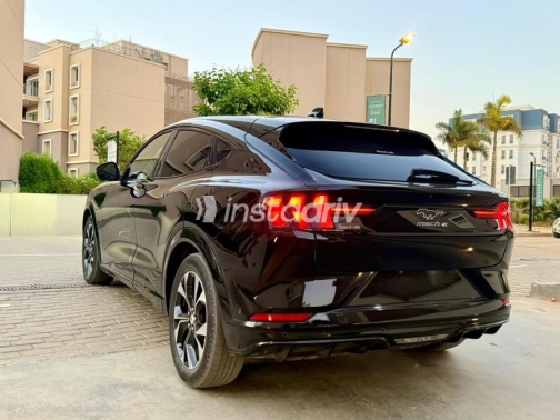 Ford Mustang 2022 Black Automatic Used for Sale in 6 October - 3