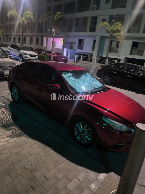Mazda 3 2019 Red Automatic Used for Sale in Cairo - 10