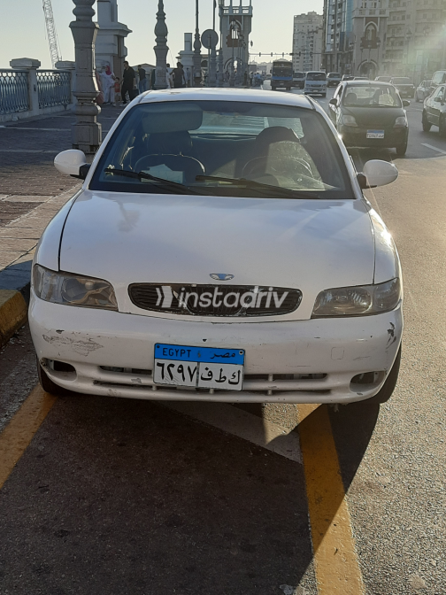 Daewoo Nubira 1998 White Automatic Used for Sale in Alexandria - 1
