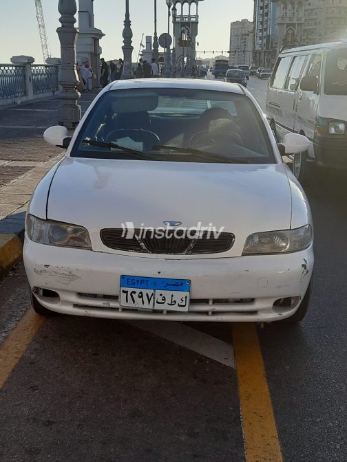 Daewoo Nubira 1998 White Automatic Used for Sale in Alexandria - 9